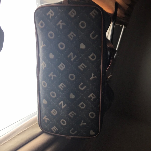 Dooney & Bourke purse - Picture 4 of 8